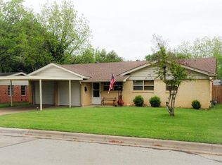4601 Sabelle Ln, Haltom City, TX 76117