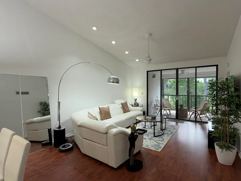 7473 Glendevon Ln #407 — Photo 17