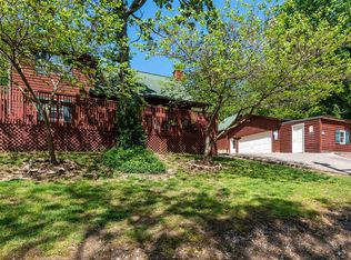 252 Scenic Dr, Hollister, MO 65672