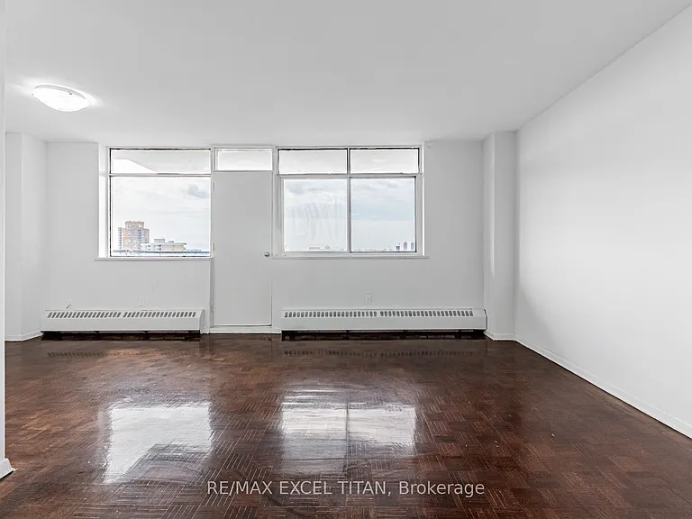 2255 Weston Rd #802 — Photo 3