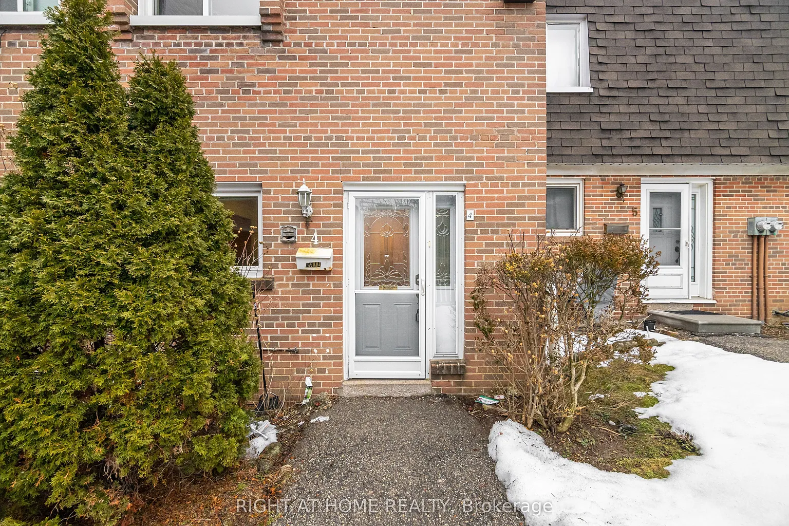 415 Silverstone Dr #4 photo 1