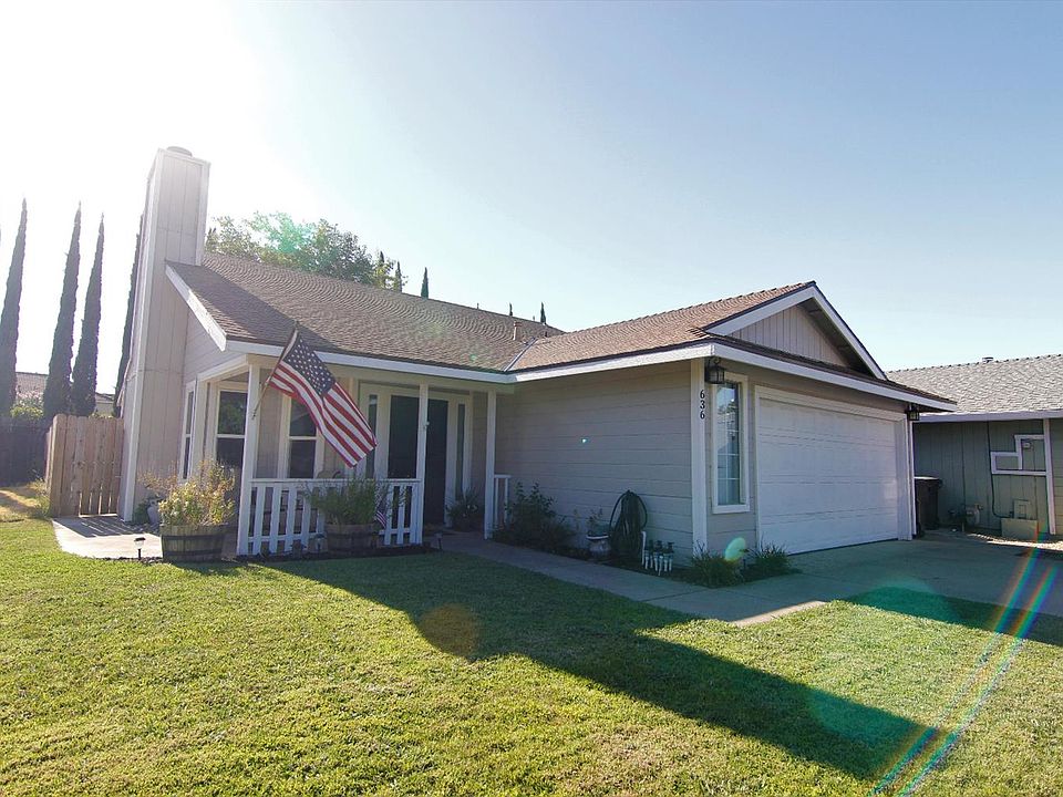 1st image of 636 Carpenter Way