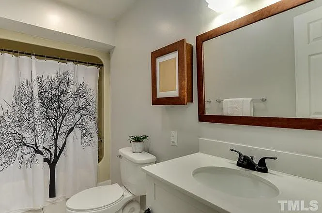 3409 Tryon Rd — Photo 13