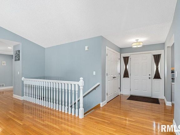 4th image of 10978 148th St