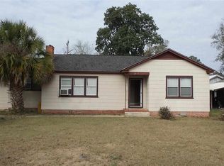 2127 College St, Flomaton, AL 36441