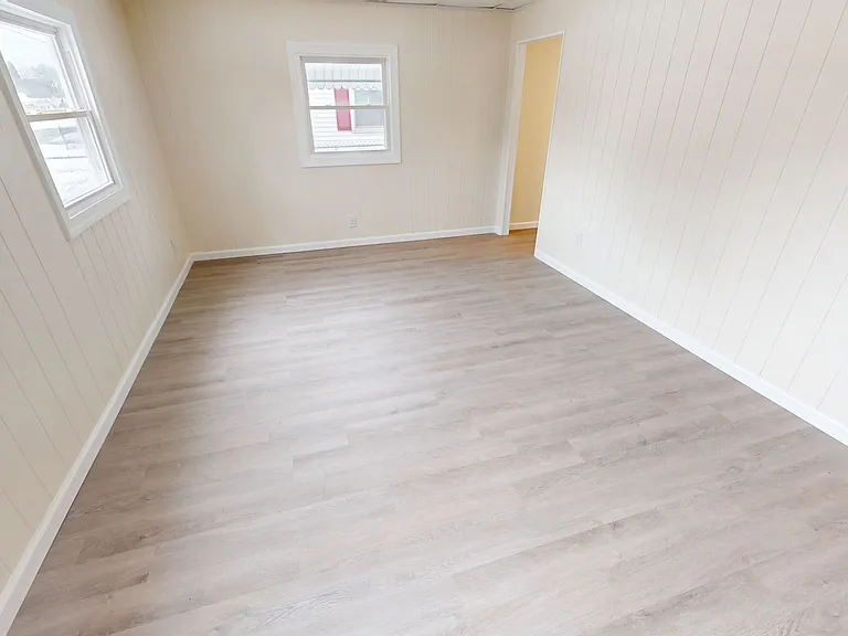13 Hawley Ave — Photo 4