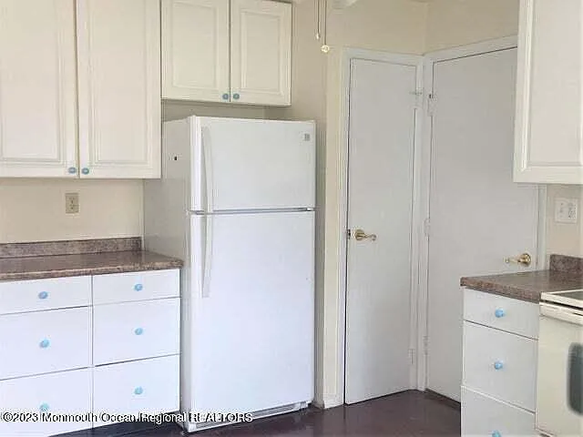561B Malvern Ct — Photo 57
