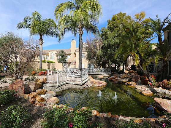 2nd image of 23903 Del Monte Dr Unit 62