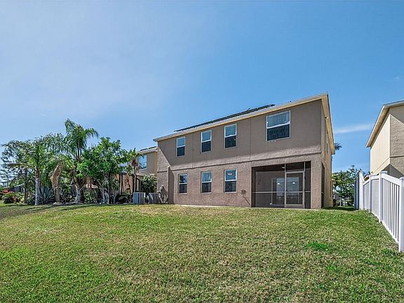 5th image of 521 Vista Ridge Dr
