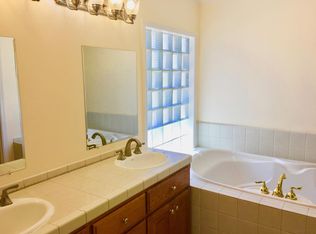 1985 S Main St, Walnut Creek, CA 94595