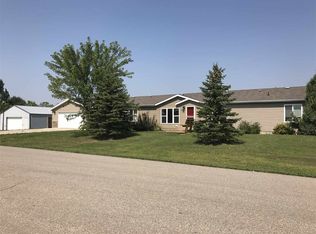 302 5th St SW, Surrey, ND 58785