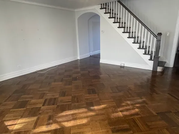 25-14 37th Street image 4 of 14