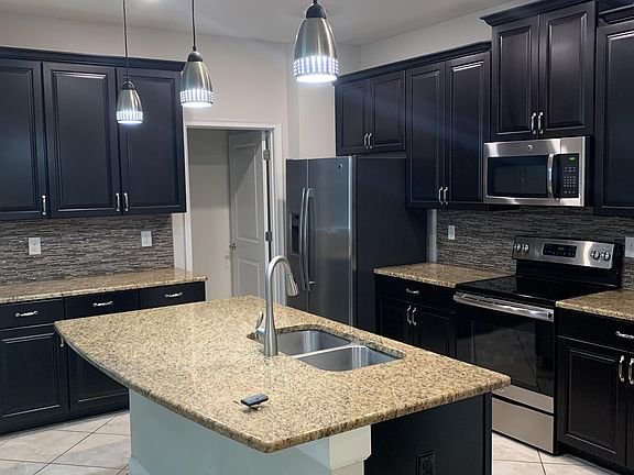 2nd image of 3328 Cordgrass Pl