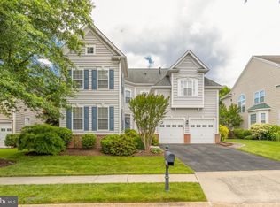 22748 Highcrest Cir, Ashburn, VA