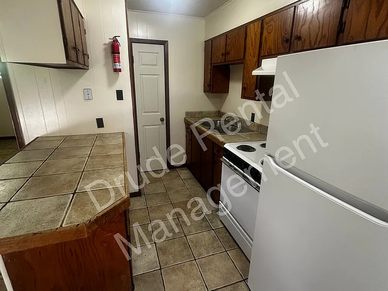 42219 W Yellow Water Rd #2 — Photo 6