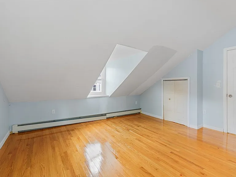 103 Winthrop St #3 — Photo 6