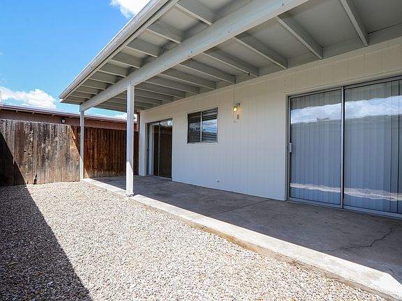3rd image of 473 W Calle Lindero