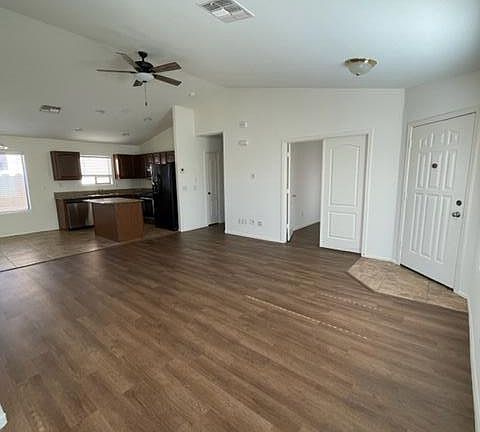 5th image of 21080 N Wilford Ave