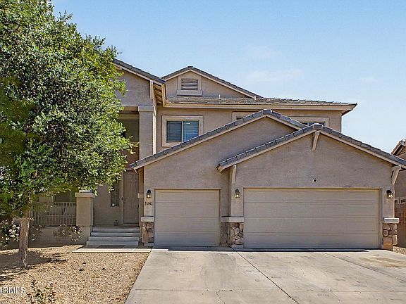 2nd image of 45067 W DESERT GARDEN Road W