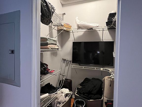 4th image of 1528 S Wabash Ave APT 302