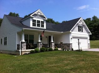 913 Calhoun Rd, Glen Rock, PA 17327