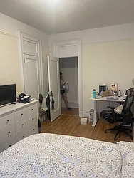 Rented by K & O Realty Associates Inc.