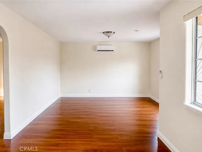 301 Colston Ave — Photo 2