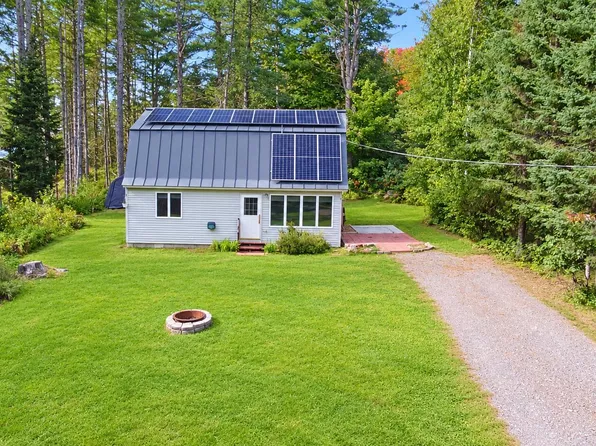 8 Field Way, Rangeley, ME 04970