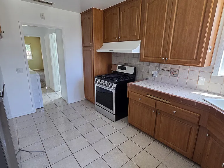 2509 W 109th St #2509 — Photo 10