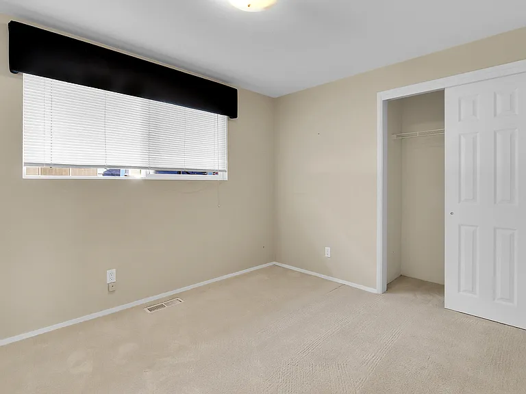 12816 SE 4th Pl — Photo 11