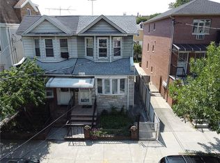 2056 E 15th St, Brooklyn, NY 11229