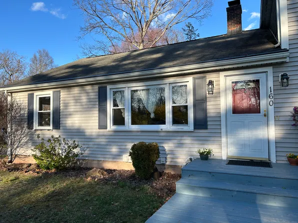 160 Woodhouse Ave #160B, Wallingford, CT 06492