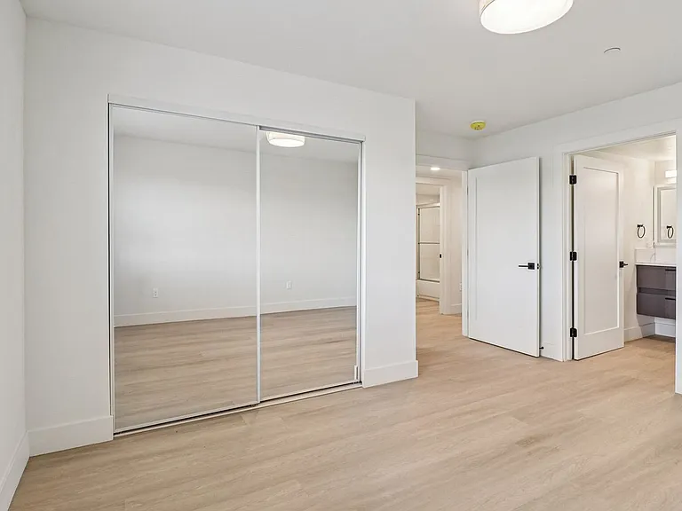 40rty on Colony — Photo 61