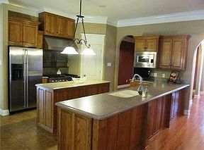 4th image of 1381 Lake Dr