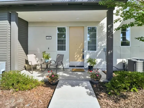 218 Dash Ct, Hayward, CA 94544