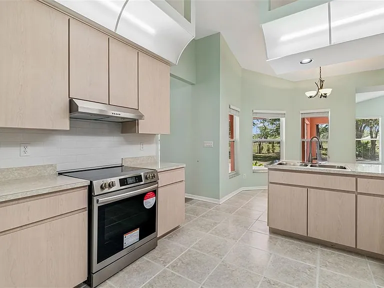 9619 Springbrook Dr — Photo 20
