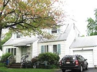 13-09 Fairclough Pl, Fair Lawn, NJ 07410