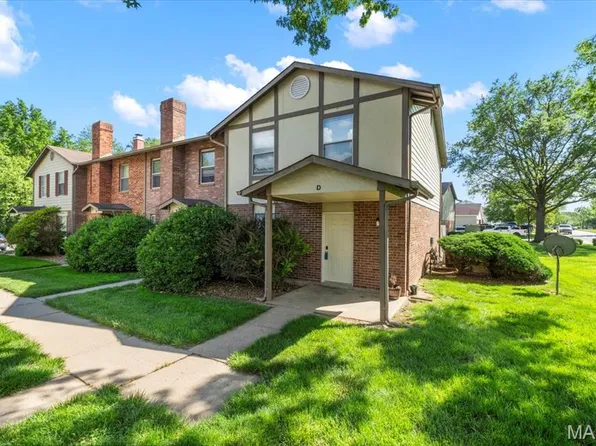 23 Park Charles Blvd S APT D, Saint Peters, MO 63376