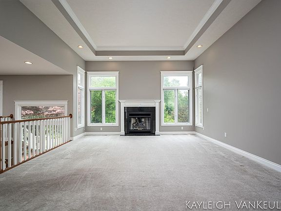 3rd image of 7806 Hidden Lake Dr