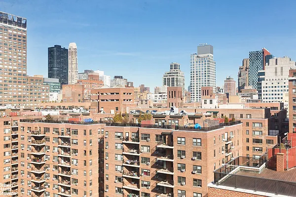 Sold by Brown Harris Stevens | media 10