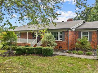 3 Annette Dr, Greenville, SC 29615