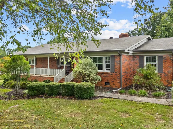 3 Annette Dr, Greenville, SC 29615