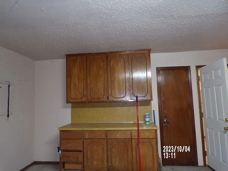 2408 NW Redwood Ln — Photo 15