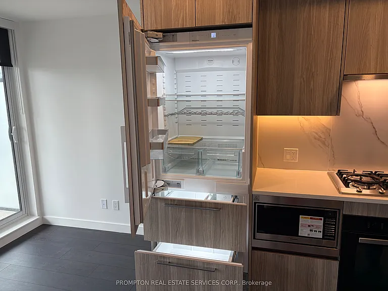 18 Esther Shiner Blvd #1201 — Photo 11