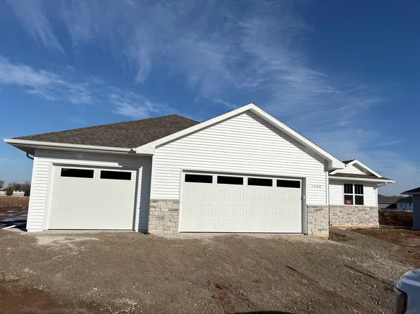 1688 Betty Jean Ln, Green Bay, WI 54313