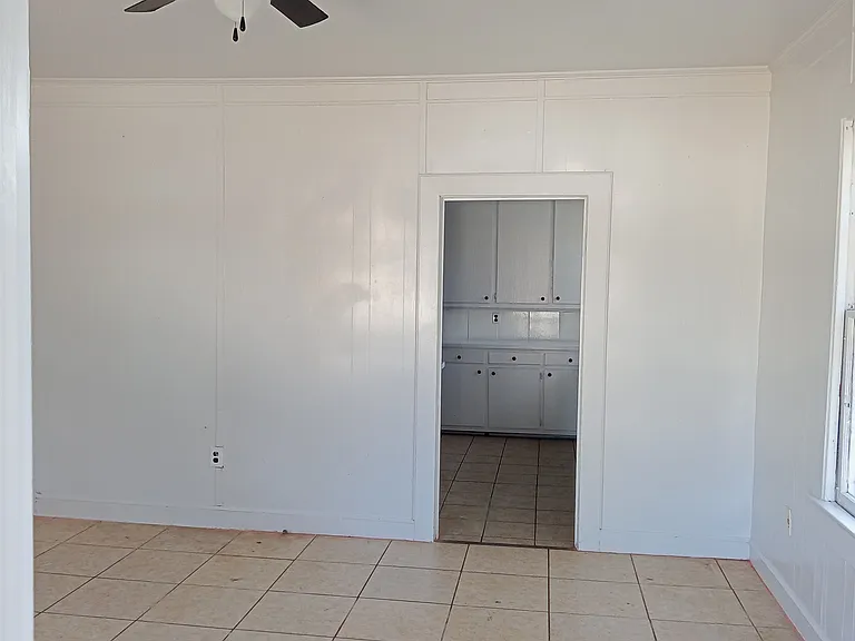 2326 Cherry St — Photo 1
