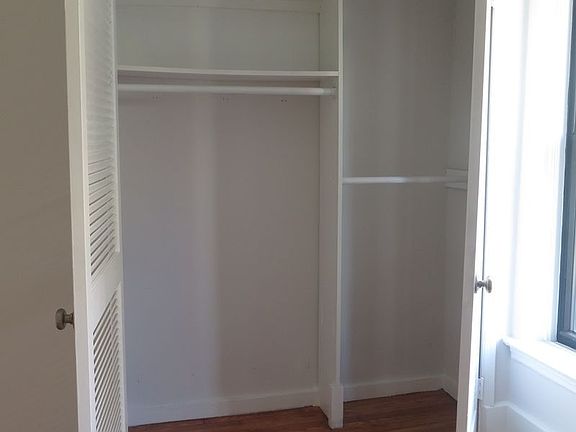 3rd image of 208 E 84th St APT 3D