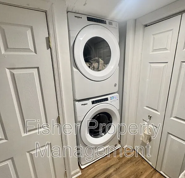 2205 Fenton St — Photo 27