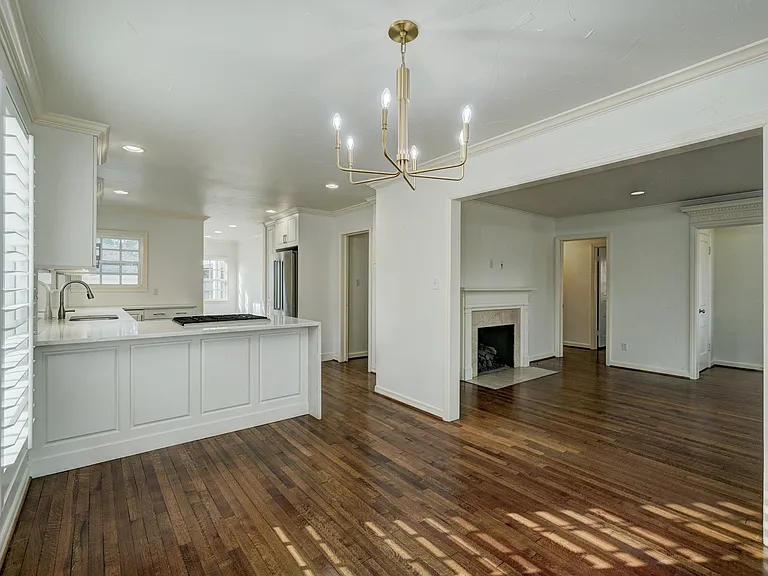 1108 Marlboro Ln — Photo 5