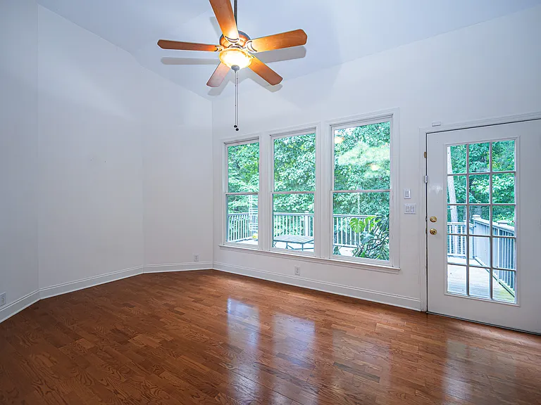 1209 Wood Iris Ln — Photo 22
